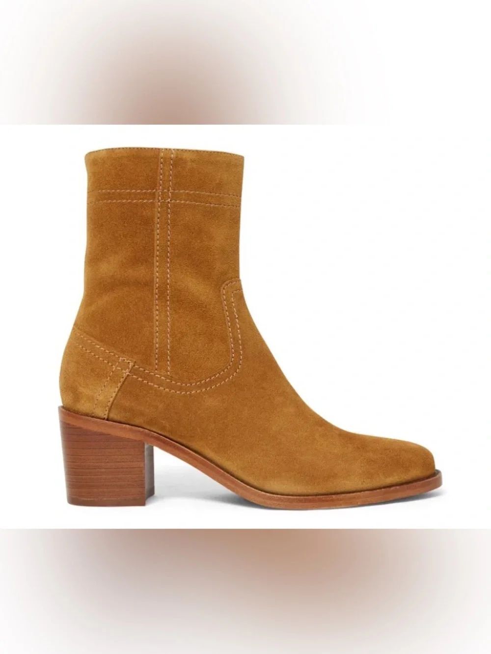 New A.P.C. Georgia Suede Leather Low Boots | Caramel
$610.00